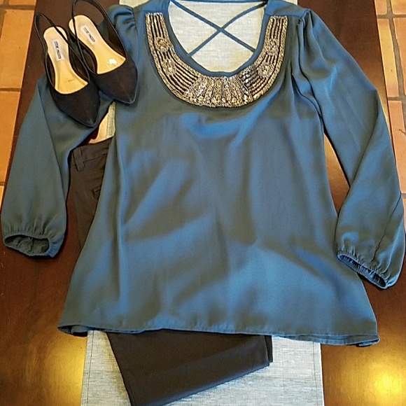 Studio Y Blouse - Picture 1 of 8